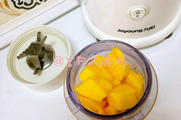 芒果酸奶杯的做法图解2