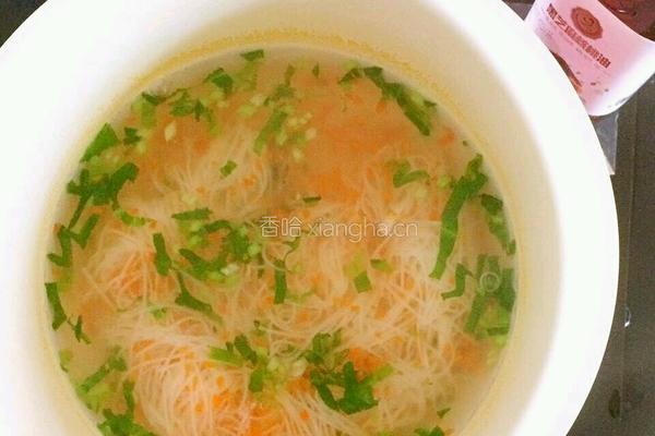 胡萝卜青菜细面的做法图解6