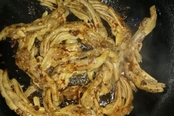 糯香鸭掌的做法图解3