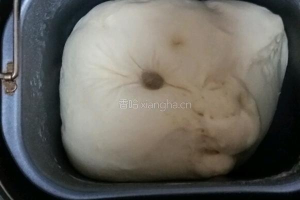 奶油小面包的做法图解2