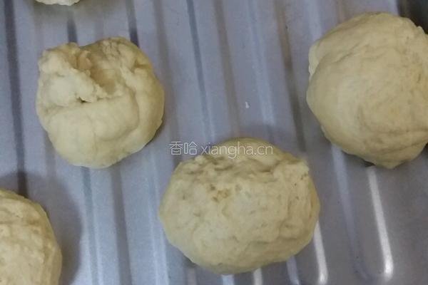 奶油小面包的做法图解3