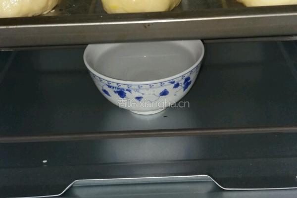奶油小面包的做法图解8