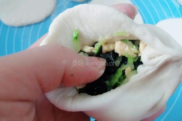 西葫芦鸡蛋馅包子的做法图解18