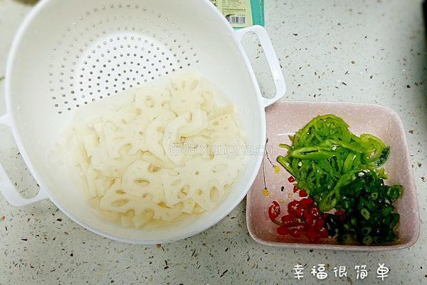 清炒莲藕的做法图解2