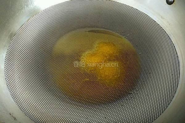 蒜苗炖排骨的做法图解3