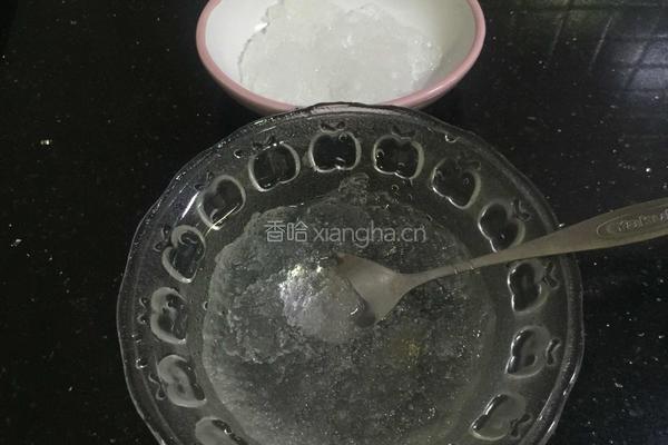 牛奶老冰糖炖雪燕的做法图解5