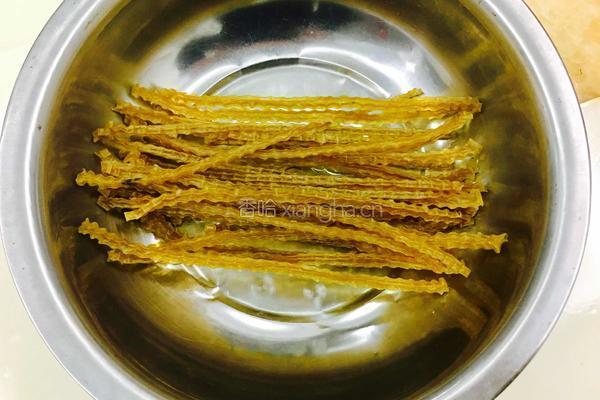 茴香炒荞丝的做法图解2