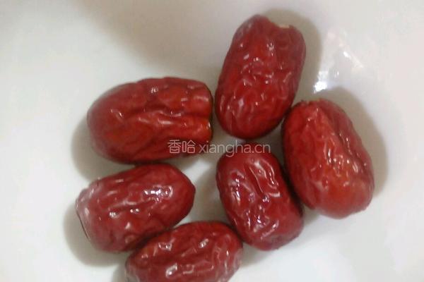 红豆黑米粥的做法图解3