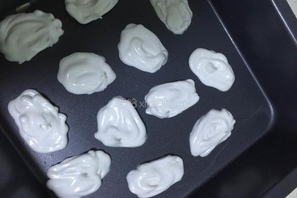 萌萌哒荷包蛋造型柠檬蛋白糖的做法图解4