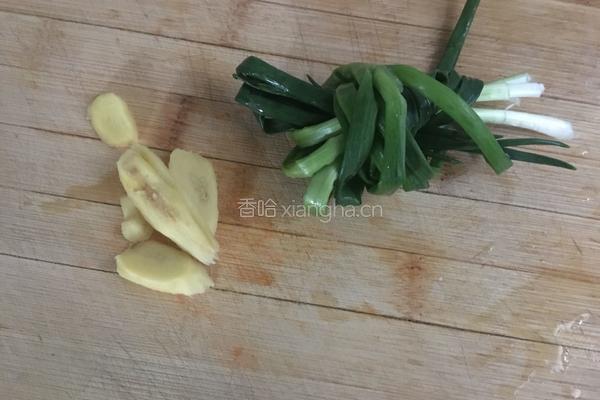 冬瓜玉米排骨汤的做法图解4
