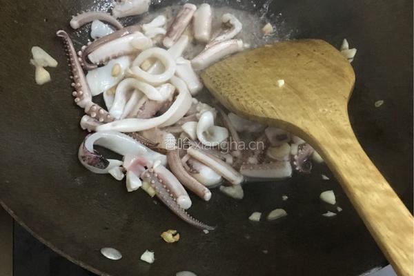 彩椒炒鱿鱼的做法图解4