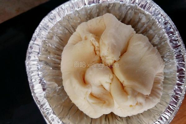 （蛋挞皮版）蛋黄酥的做法图解4