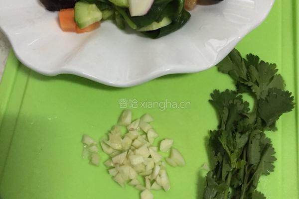 凉拌什锦菜的做法图解4