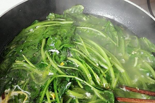 菠菜蛋花汤的做法图解7