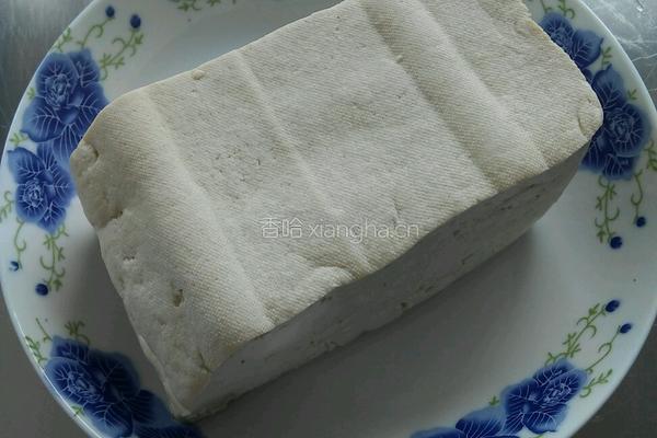 浇汁豆腐的做法图解2