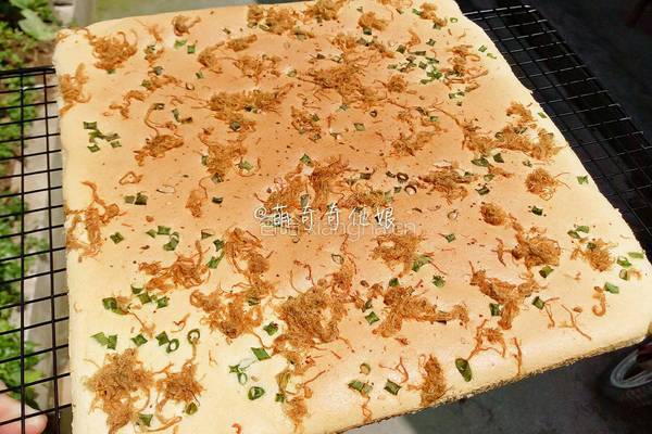 葱香肉松蛋糕卷的做法图解17