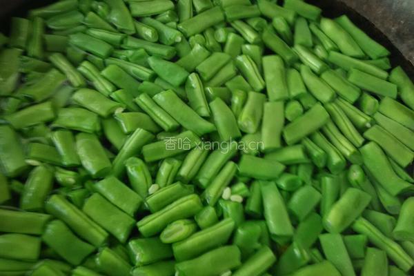 豆角炒肉丝的做法图解7