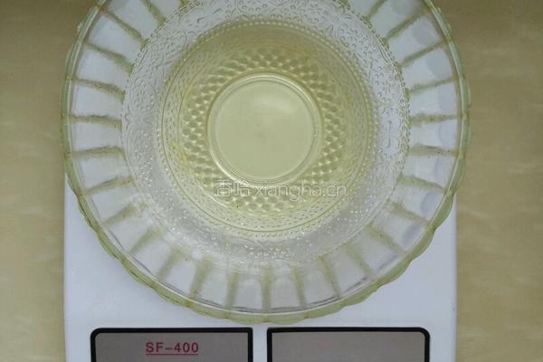 奶香黑米蒸糕的做法图解3
