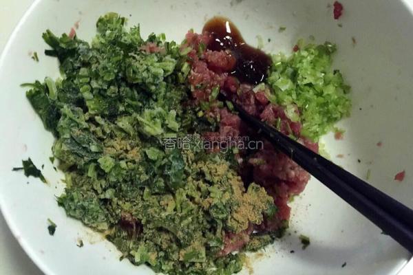 牛肉香菜馅儿的做法图解4