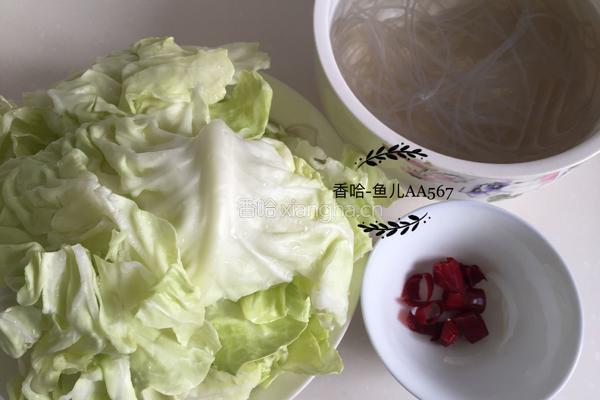 甘蓝炒粉条的做法图解1