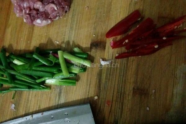 豆瓣土豆片的做法图解1