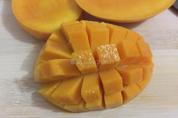 芒果椰汁西米露的做法图解5