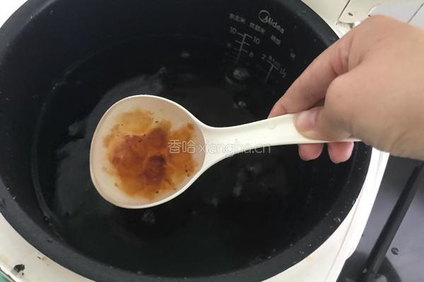 桃胶牛奶西米露的做法图解5