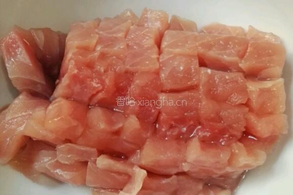 酸甜松子鱼的做法图解1