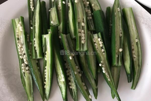 葱烧海参扒秋葵的做法图解3