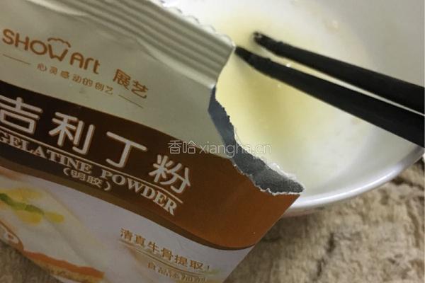巧克力牛奶布丁的做法图解1