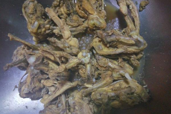 美味酱鸡架的做法图解5