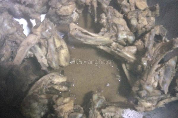 美味酱鸡架的做法图解6
