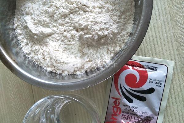 刀切小馒头（一次发酵型）的做法图解1