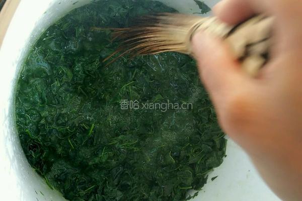 斑鸠叶豆腐的做法图解2
