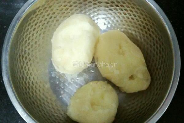 什锦土豆塔的做法图解3