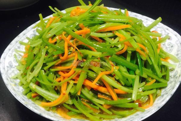 手撕蒜薹（凉菜）的做法图解9