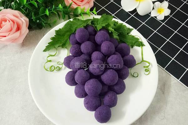 紫薯葡萄的做法图解2