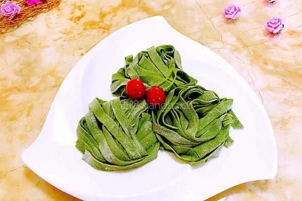 手擀菠菜面的做法图解14