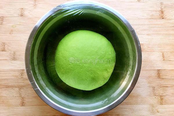 手擀菠菜面的做法图解4