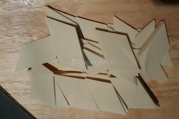 东北菜尖椒干豆腐的做法图解3