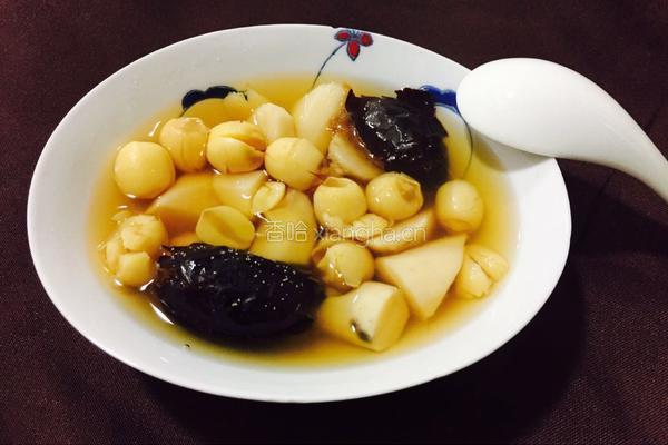 莲子山药红枣糖水的做法图解6