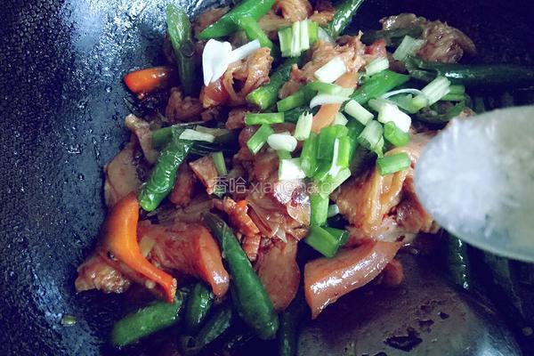辣炒肘子的做法图解11