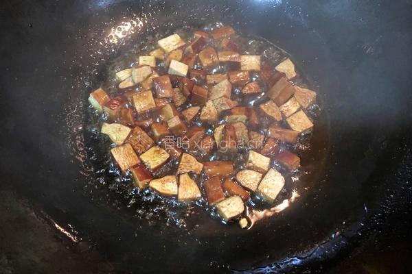 香干蔬菜炒肉丁的做法图解4