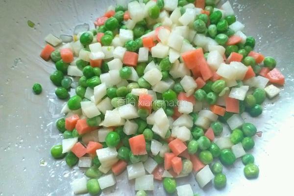 凉薯豌豆炒火腿的做法图解6