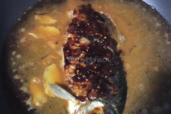 鲫鱼炖豆腐的做法图解7