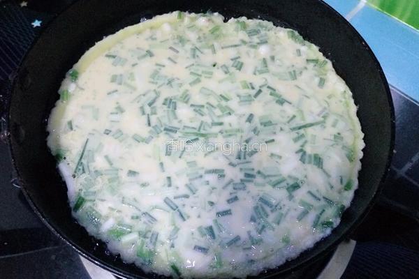 小蒜鸡蛋煎饼的做法图解11