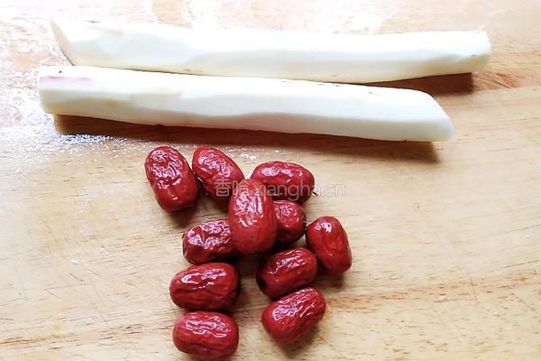 红枣淮山乳鸽汤的做法图解7