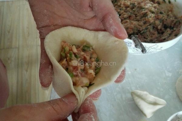 肉包子的做法图解3