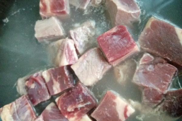五香牛肉的做法图解1