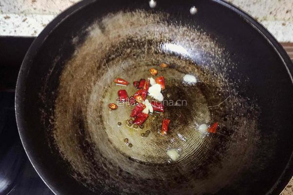 青椒豆腐干的做法图解2